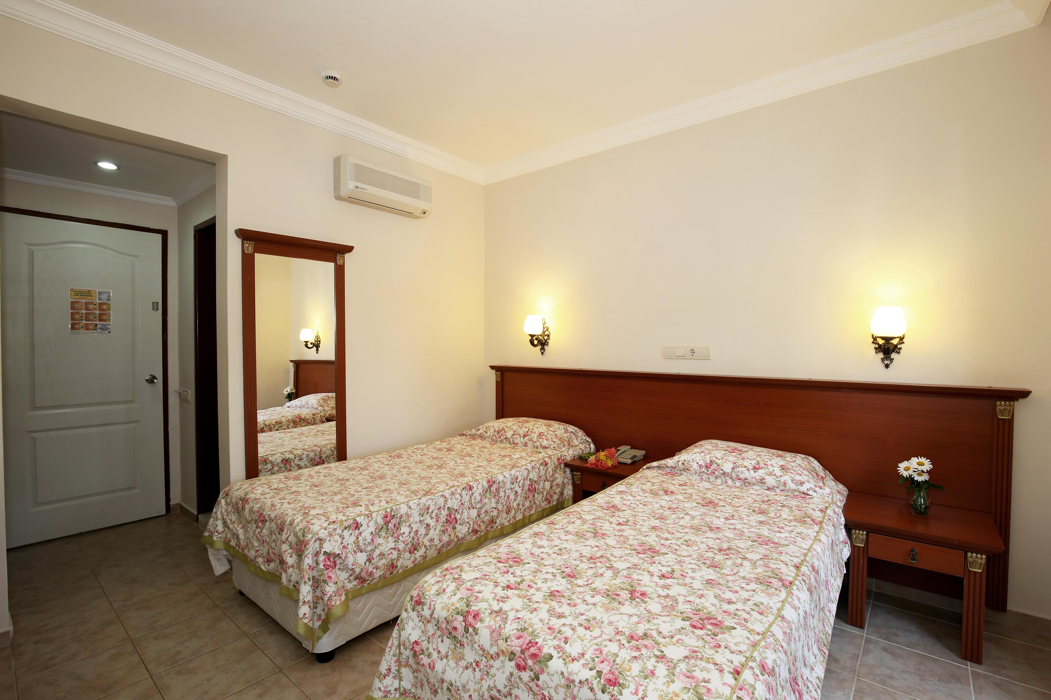 Yel Holiday Resort Oludeniz Exterior photo